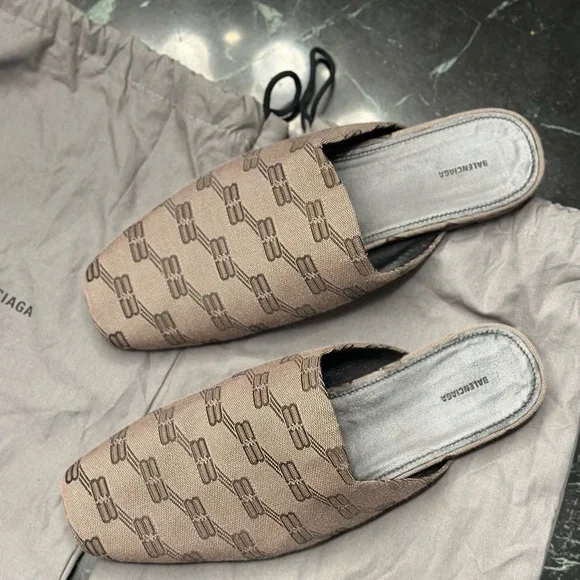 Balenciaga Brown Loafers Slip-On Shoes Balenciaga Men main image 4